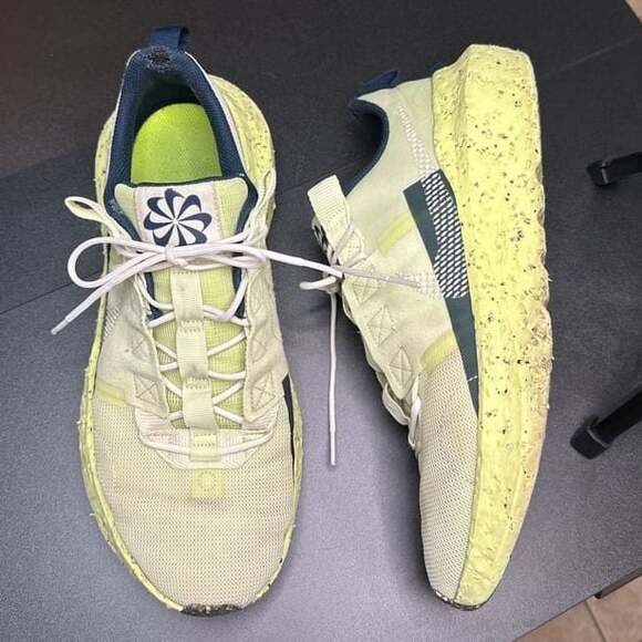Nike Crater Impact Lime Ice Athletic Running Shoes - Picture 1 of 6